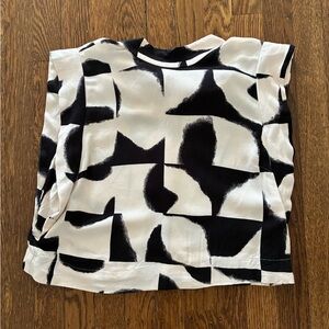 Black & White Abstract Print Women's Blouse